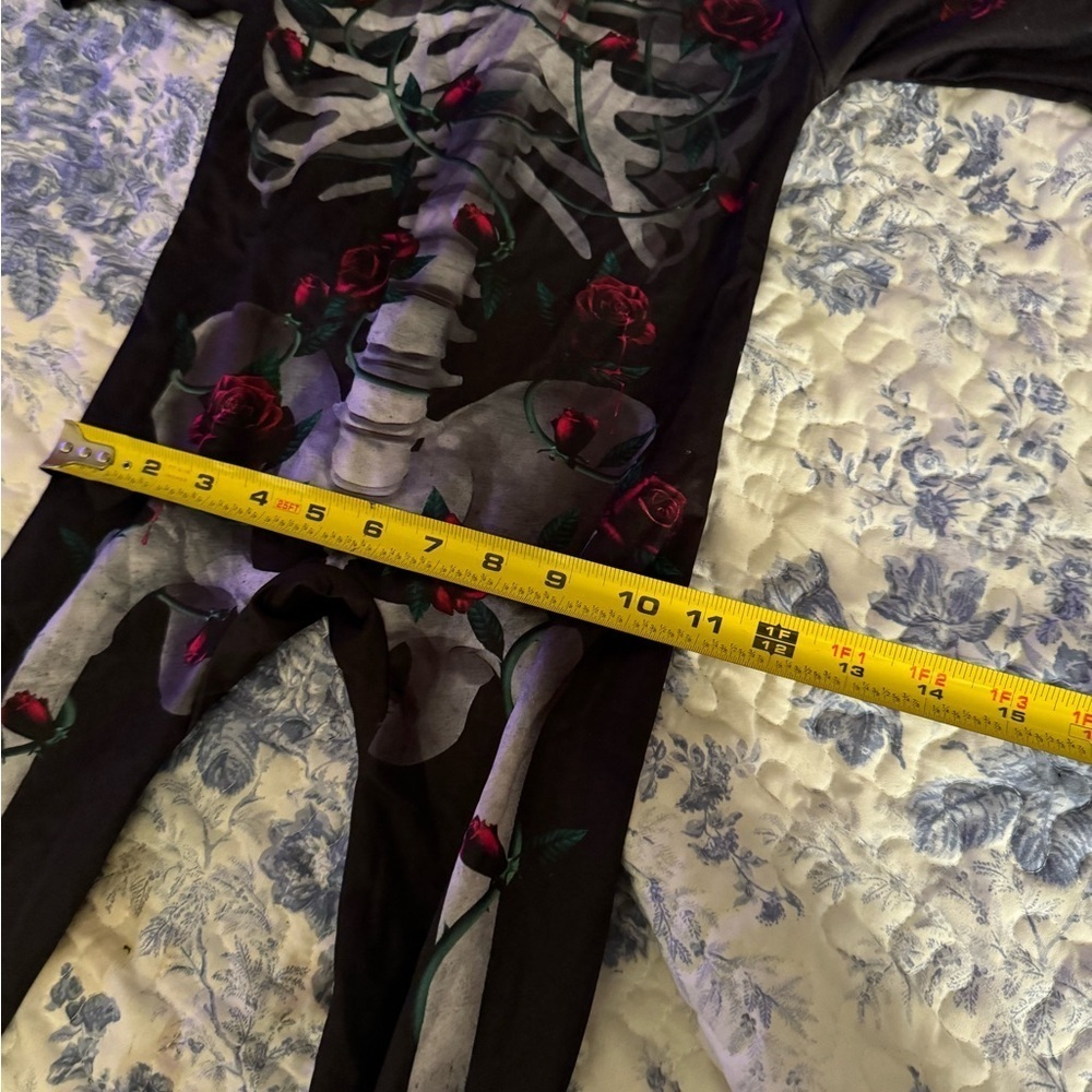 Women's Skeleton and Rose bodysuit - Picture 6 of 9